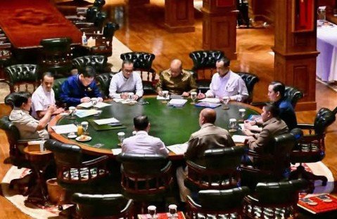 Pemerintah pusat bergerak cepat mengatasi persoalan sampah nasional. Presiden Prabowo Subianto memerintahkan percepatan program pengolahan sampah menjadi energi (waste to energy/WTE) di berbagai kota besar di Indonesia.