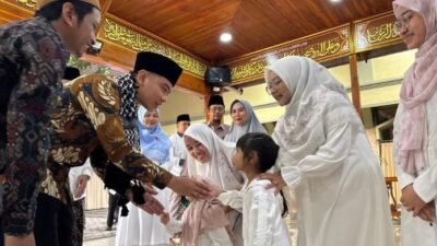 Gibran Kunjungi Pesantren di Sragen-Solo, Dorong AI hingga Program Makan Bergizi Gratis untuk Santri