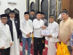 Hangatnya Safari Ramadhan di Galesong, Wabup Hengky Yasin Serahkan Bantuan untuk Warga dan Masjid