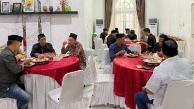 Silaturahmi Hangat di Rujab, Bupati Takalar dan APDESI dan Puluhan Kades Bahas Penguatan Potensi Desa