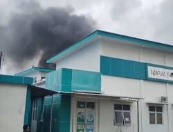 BREAKING NEWS: Gudang Belakang RSUD HPDN Takalar Terbakar
