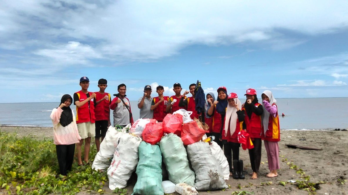 PMI Takalar tanam mangrove di Delta Harapan