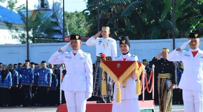 Upacara Hardiknas 2026 di Takalar Diwarnai Pakaian Adat