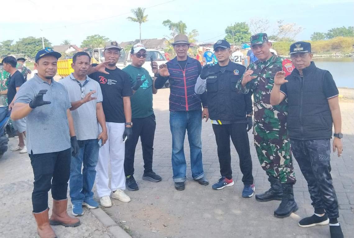 Minggu Bersih dan Hijau, Lintas Sektor Kompak Gaungkan Tagline “Takalar Cepat” di Dermaga Boddia
