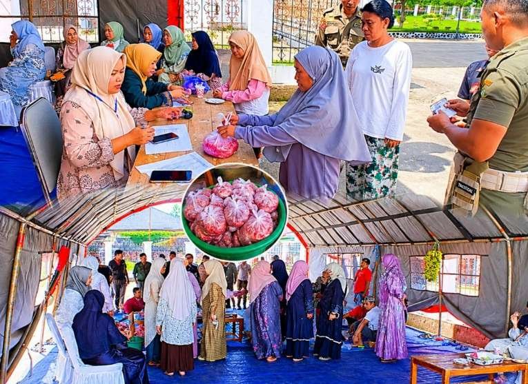 Hikmah di Hari Raya Iduladha 1447 H, Bupati Takalar Bagikan Daging Kurban kepada Masyarakat