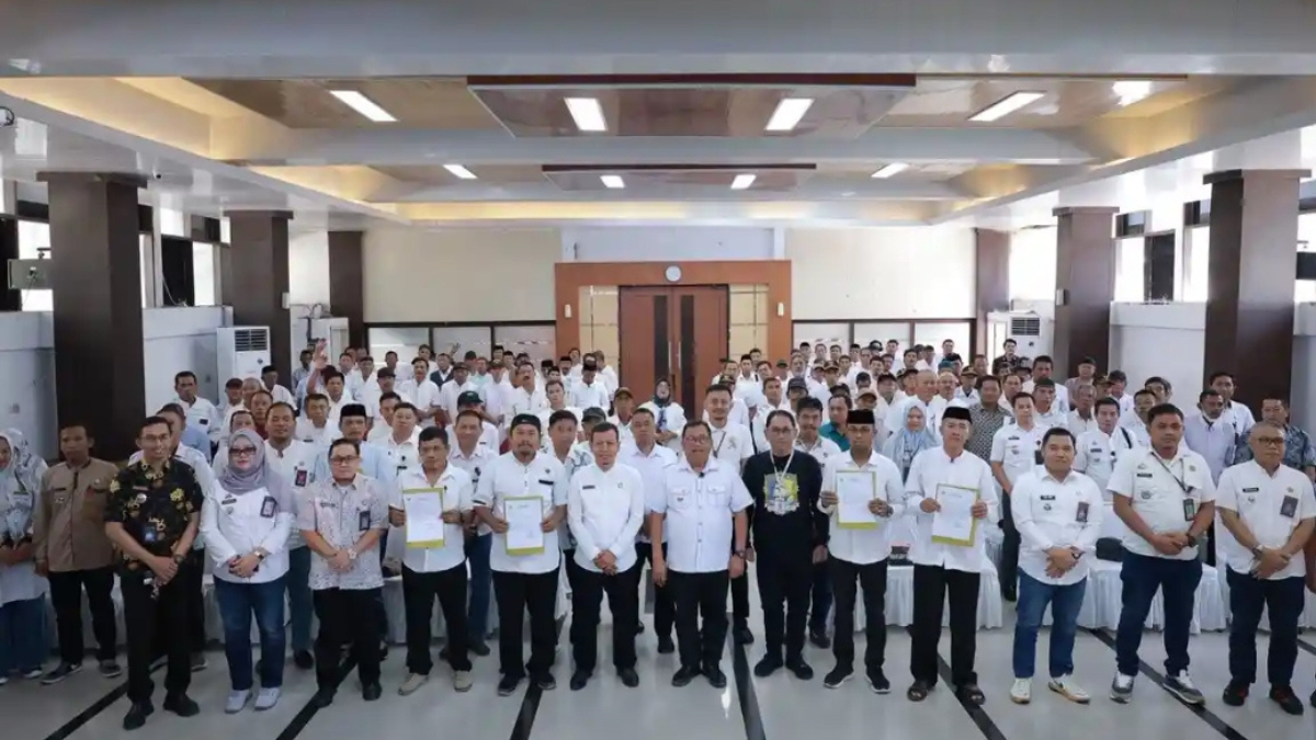 Dok: Bupati Takalar Foto Bersama dengan Camat, Lurah dan Kepala Lingkungan se Kabupaten Takalar