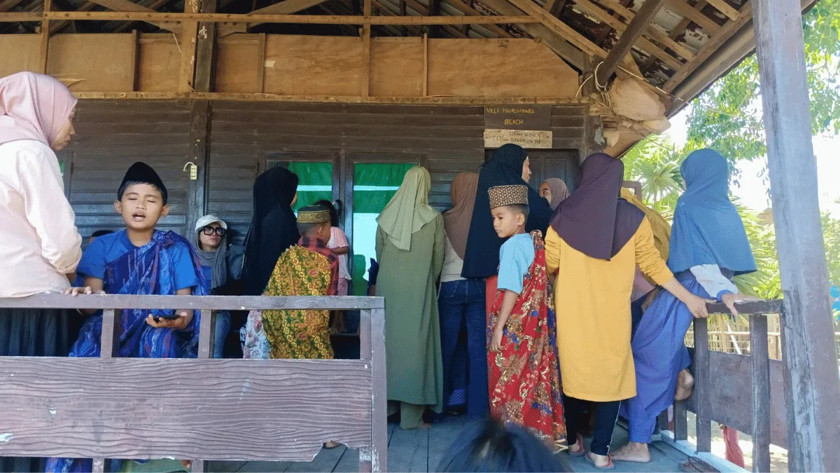 31 Anak Ikuti Sunatan Massal di Kemah Inspirasi Pemuda Galesong Selatan, Warga Bersyukur Ringankan Beban Ekonomi