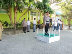 Kapolsek Mappakasunggu Jadi Pembina Upacara di SMKN 3 Takalar, Ingatkan Pelajar Bijak Bermedia Sosial dan Jauhi Kenakalan Remaja