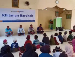 Khitanan Barokah DT Peduli dan Cita Sehat Bantu 20 Anak Prasejahtera di Manggarai Timur