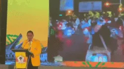 Lukman B. Kady Akui Musda XI Golkar Sulsel Paling Menegangkan, Berakhir dengan Candaan Bendera Golkar Diarak Pendukung Argentina