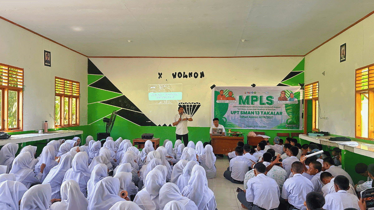 Satresnarkoba Polres Takalar Tanamkan Semangat Anti Narkoba Sejak MPLS, 150 Siswa SMAN 13 Takalar Ikuti Sosialisasi P4GN