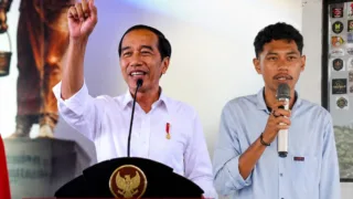 Kunjungan Jokowi ke NTT Dikritik Aktivis Sugianto: Rakyat Butuh Solusi, Bukan Agenda Politik