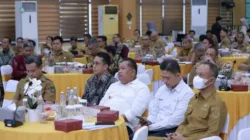 Tak Ingin Ada Desa Gelap, Daeng Manye Dorong Percepatan Listrik hingga Tanakeke