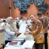 Hamka B. Kady Serahkan Aspirasi Pembangunan Jalan dan Jembatan Kepulauan Tanakeke kepada Kementerian PU