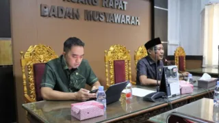 Ketua DPRD Takalar Pimpin Rapat Banggar Pembahasan KUA-PPAS 2027