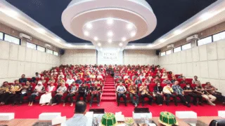 Weekly Meeting Pemkab Takalar Berlangsung hingga 22.30 WITA, Bupati Tekankan Pelayanan Terbaik