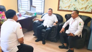 Pelayanan Harus Nyaman, Daeng Manye Janjikan Pagar Baru dan Ruang Pelayanan Dinsos-PMD Dibedah