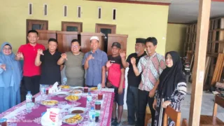 Kunjungan Dadakan Daeng Manye Buka Fakta Besar Sentra Mebel Manongkoki, 12 Truk Kayu Masuk Tiap Hari