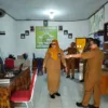 Sidak Empat Kelurahan, Camat Pattallassang Kawal Digitalisasi BALLA LOMPOWA dan Benahi Tata Kelola Arsip