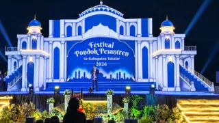 Bupati Daeng Manye Pastikan Festival Pondok Pesantren Takalar Digelar Setiap Tahun, Transaksi UMKM Capai Rp1,5 Juta per Hari